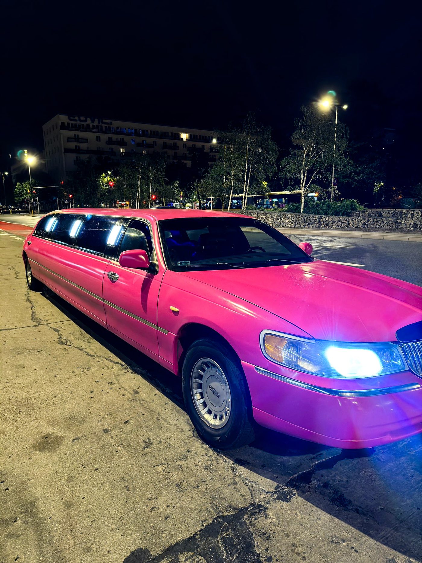 Lincoln Pink — z bliska